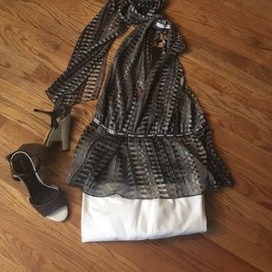 🎉 HP 🎉 HALSTON HERITAGE HALTER TOP